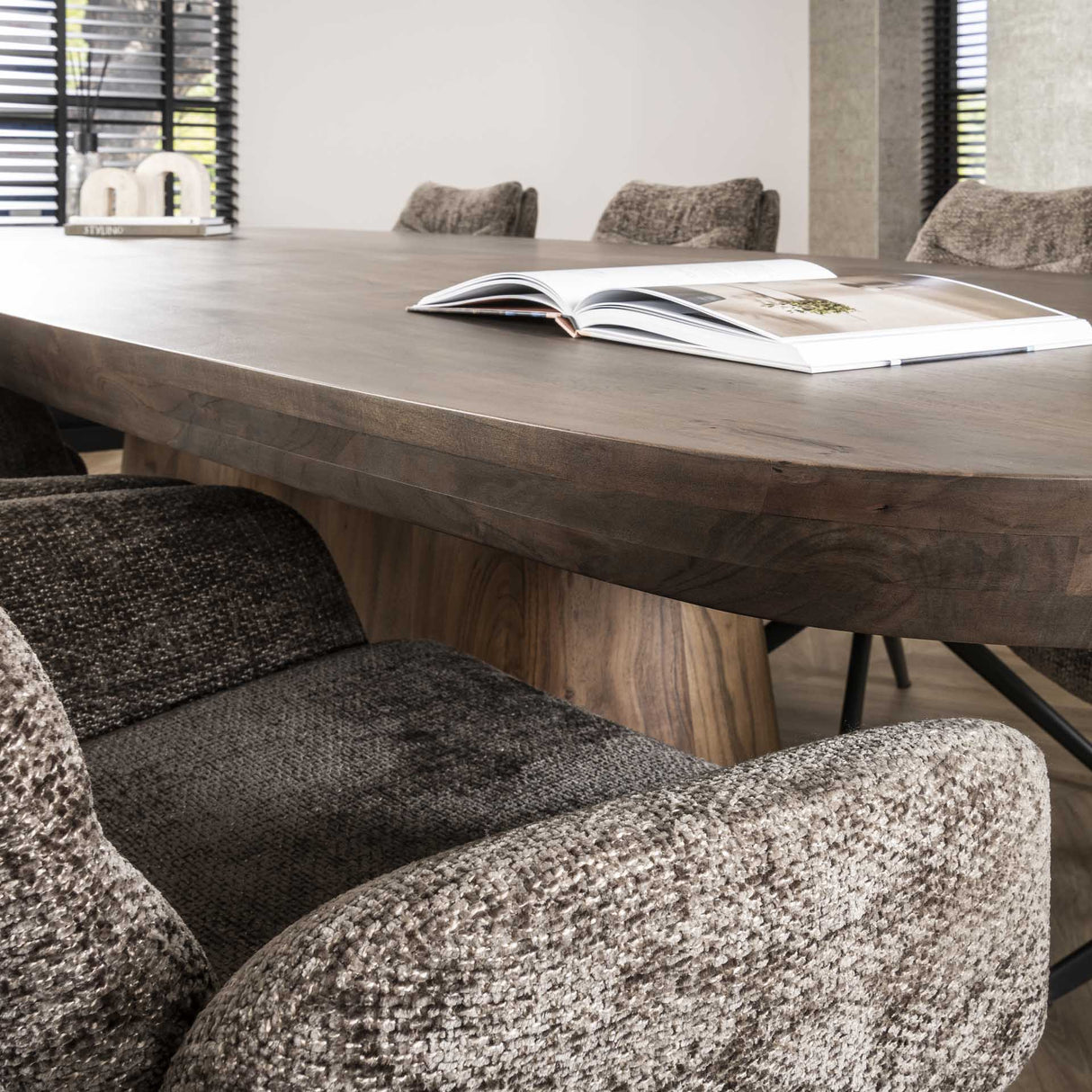 Danish Oval Dining Table Alo Acacia Wood Brown 300x120 cm