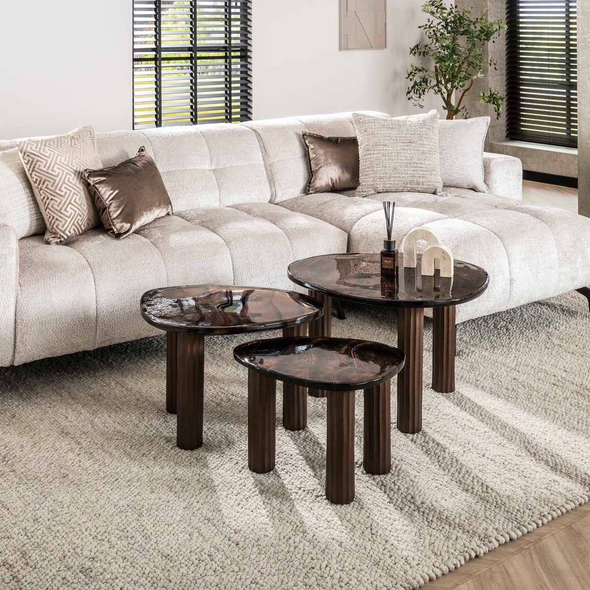 Coffee table Aura M antique copper 62x45 cm