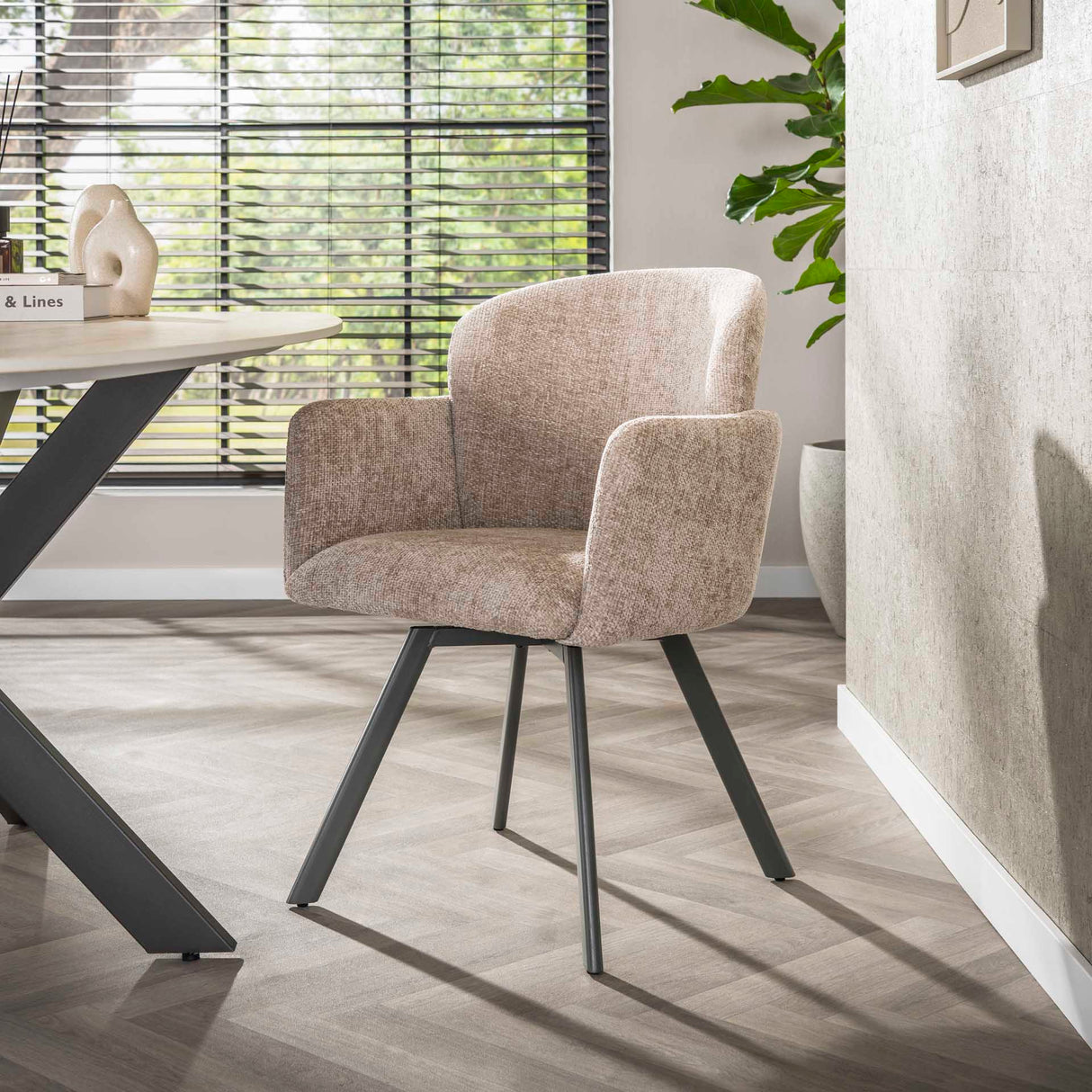 Set of 2 dining chairs Luma Hoven rich sand