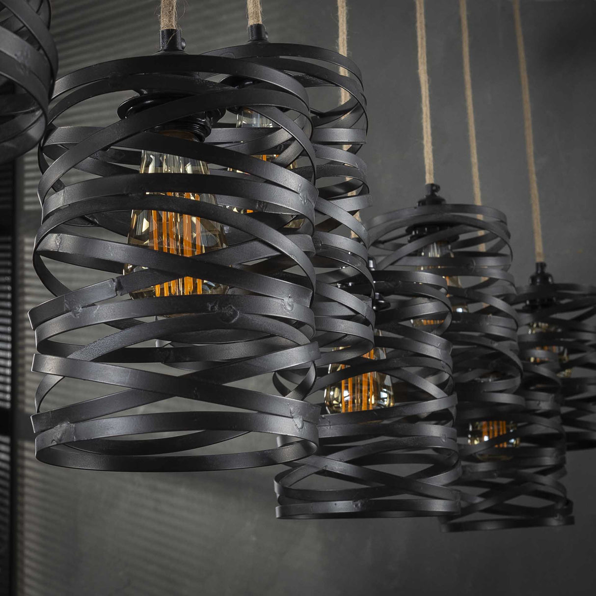 Industrial Pendant Lamp Twist Metal 7-Lights