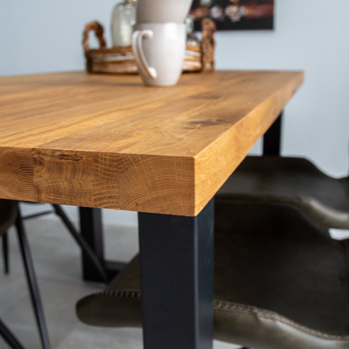 Eettafels - Industriële Eettafel Eikenhout U - poot Zwart Rover - Dimehouse