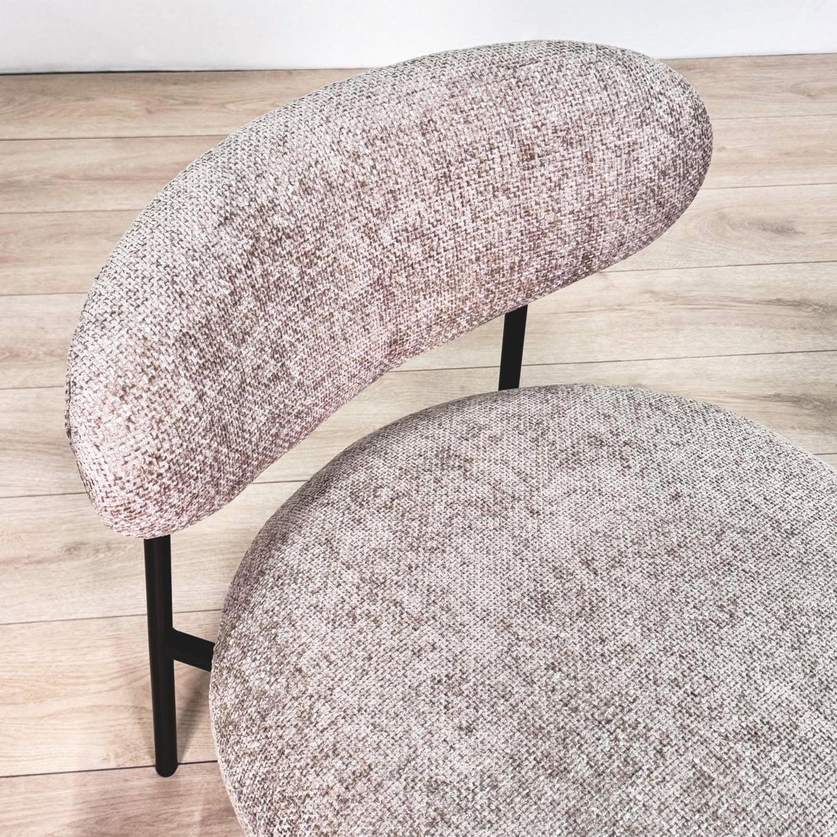Nova Round Armchair – Sand-colored Fabric