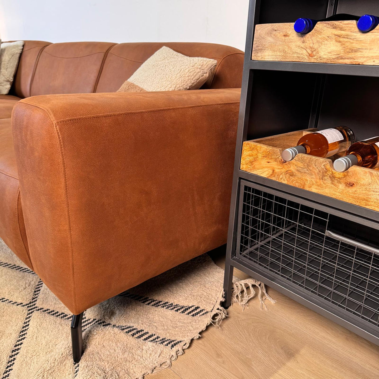 Banken - Industriële Hoekbank Ecoleer Cognac Barin - Links - Dimehouse
