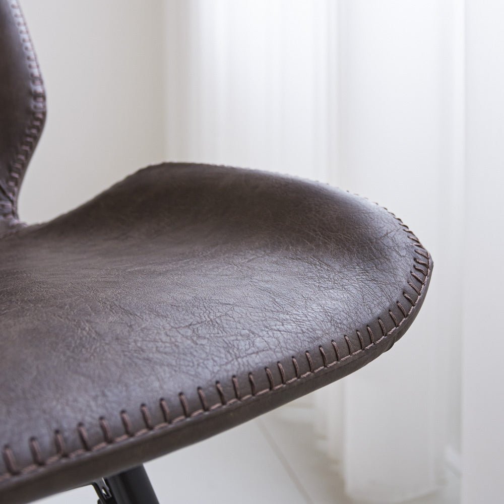 Dining room chair Beau artificial leather Dimehouse Taupe LxWxH 72x68x50 Faux leather Atmospheric photo detail
