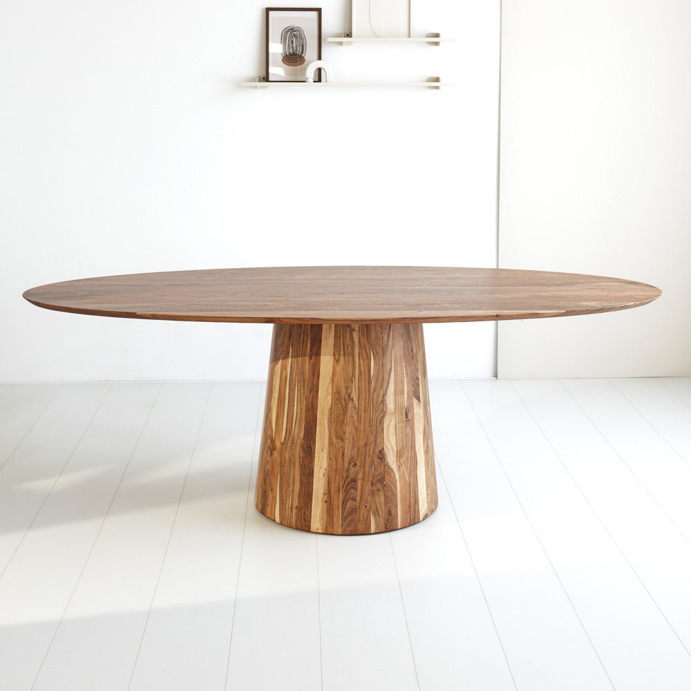 Dining table Amelia Dimehouse Oak LxWxH 208x108x11 Acacia wood Atmospheric photo diagonal front view