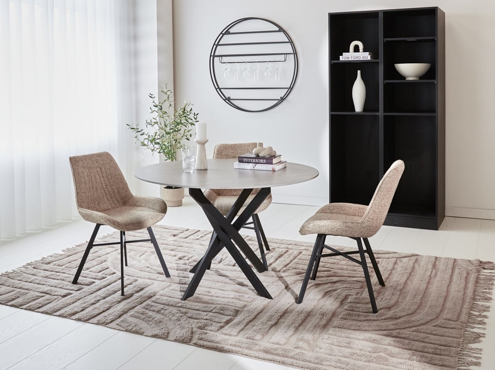 Vivian Gray dining table Dimehouse Gray LxWxH 111x111x11 Sintered stone Atmospheric photo in situation