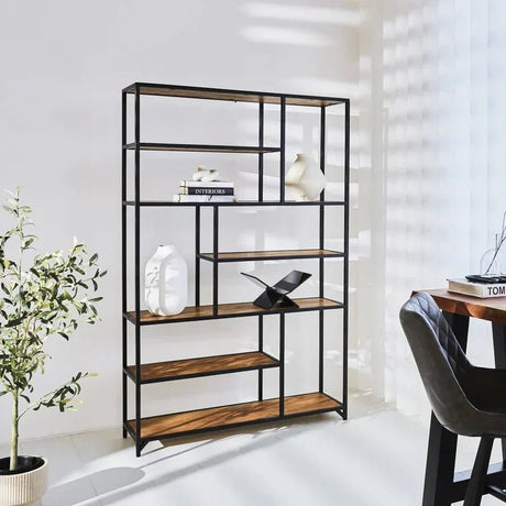 Open kast stylen: 10 ideeën voor een industrieel en Scandinavisch interieur