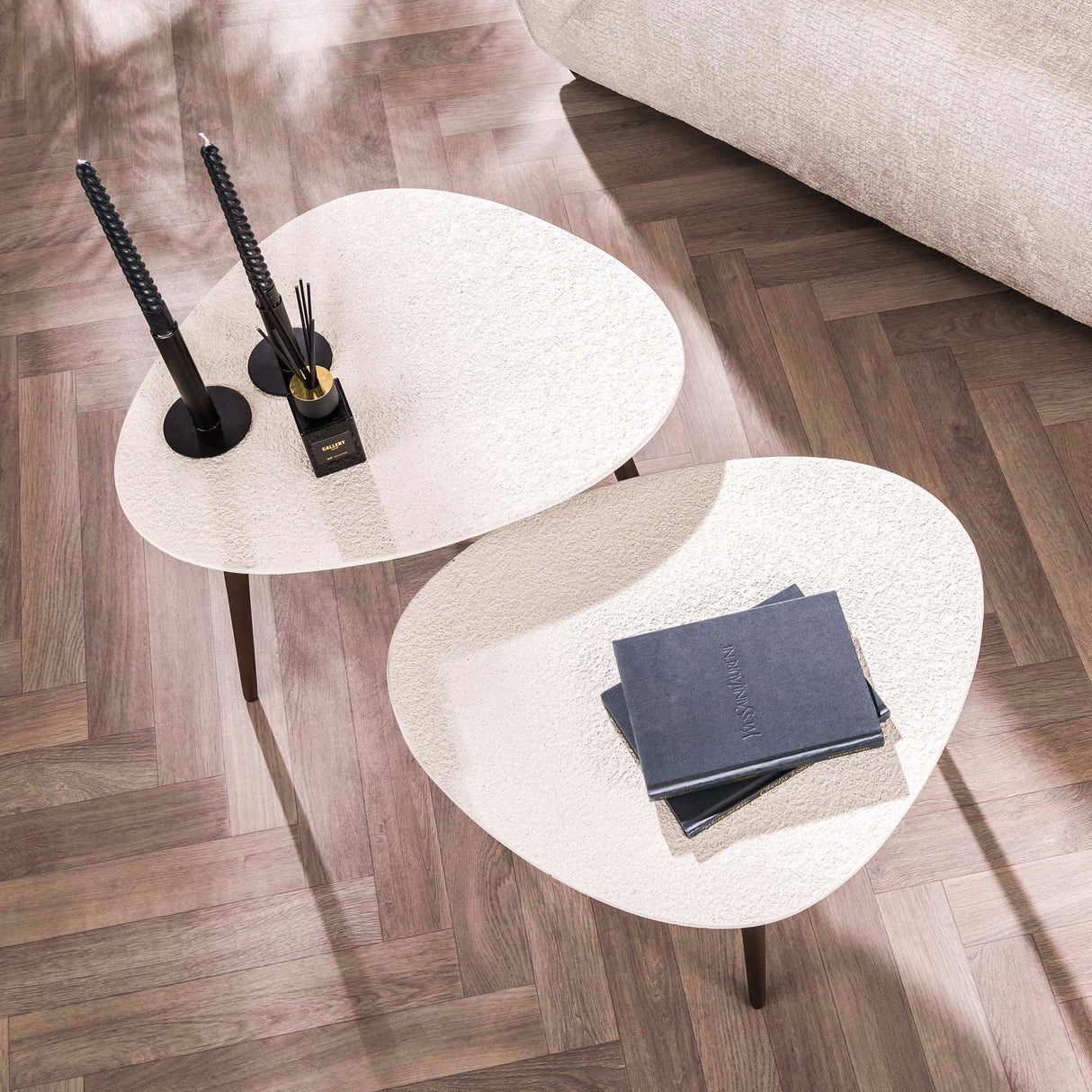 Salontafels - Salontafel Set van 2 Sylas Kiezel Wit Marmer Composiet - Brons Frame - Dimehouse