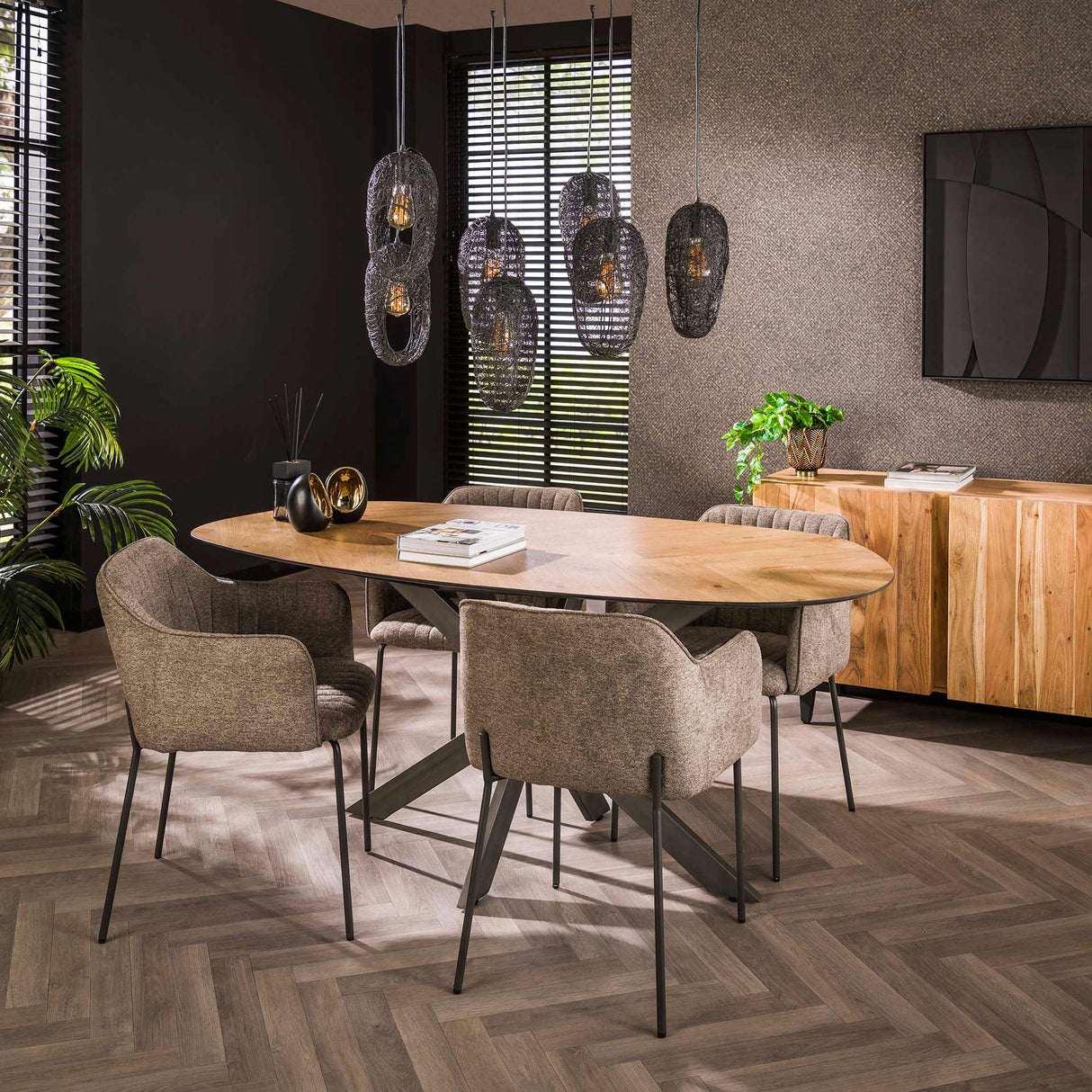 Organic dining table Annemé Herringbone 180 x 95 cm