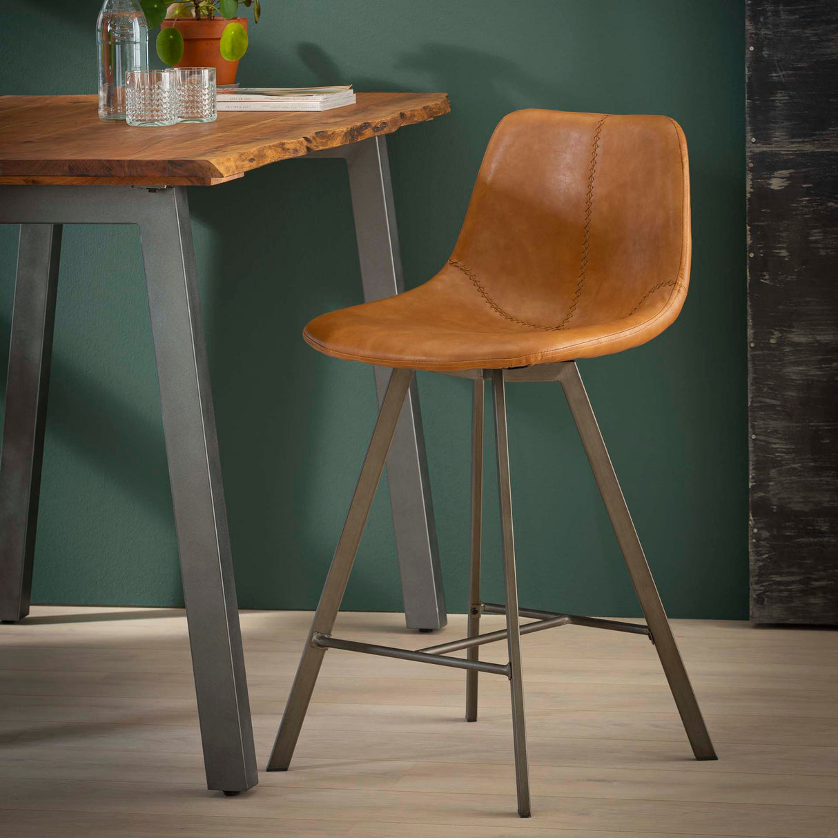 Siena Brown Saddle Bar Stool Faux Leather PU 