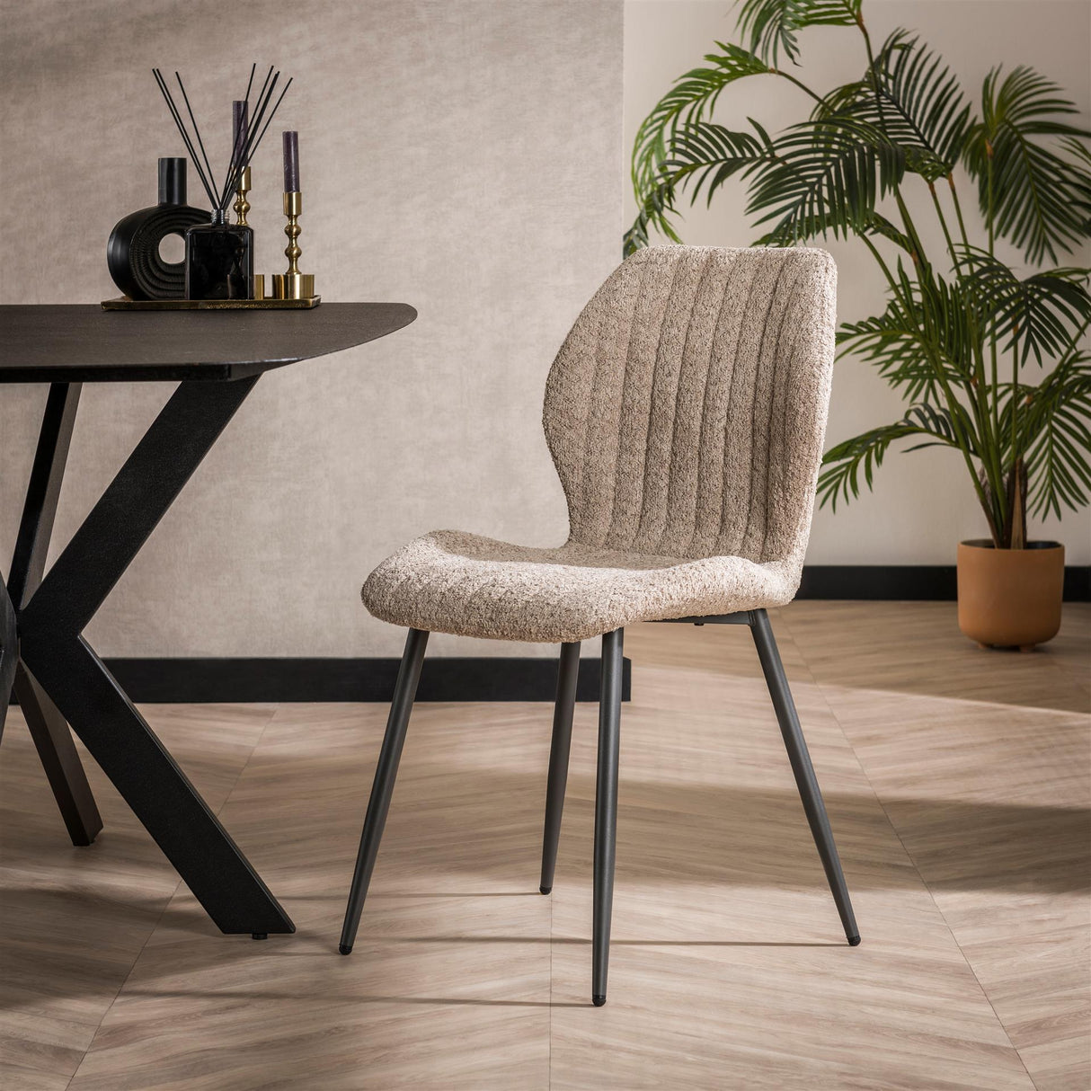 Dining chair Luna Bouclé Sand - Without armrests 