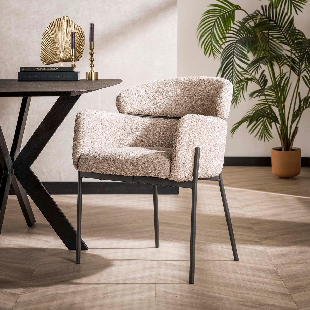 Dining chair Lola Bouclé fabric Beige with round back and arm 