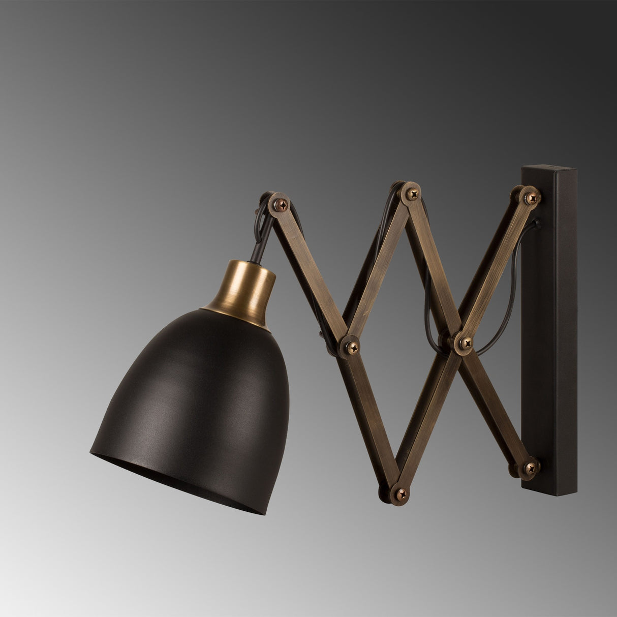 Black Metal Wall Lamp Echelon 