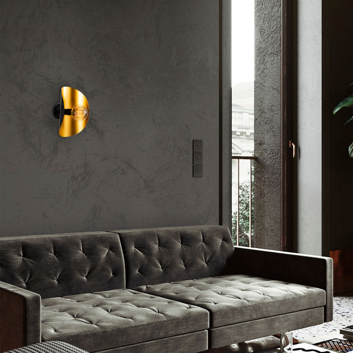 Black Gold Metal Wall Lamp Echelon 