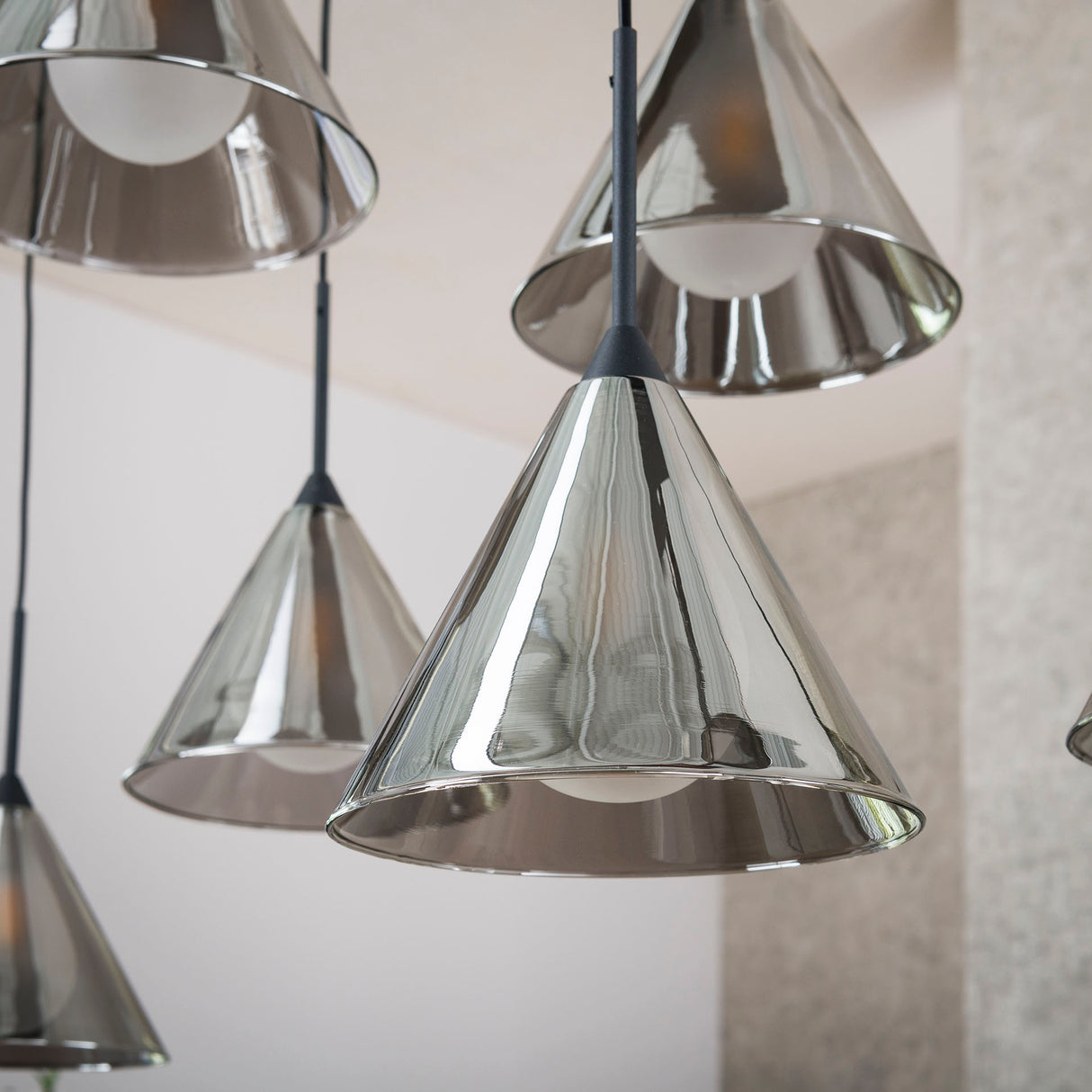 Pendant lamp Niaz 7-lights tapered shade smoke grey glass 