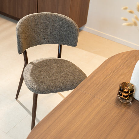 Eetkamerstoelen-Japandi Eetkamerstoel Yura Taupe - Walnootlook Frame-Dimehouse