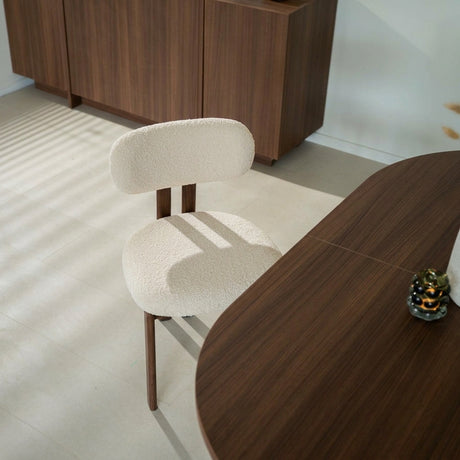 Eetkamerstoelen-Japandi Eetkamerstoel Miyo Bouclé Beige - Walnootlook Frame-Dimehouse