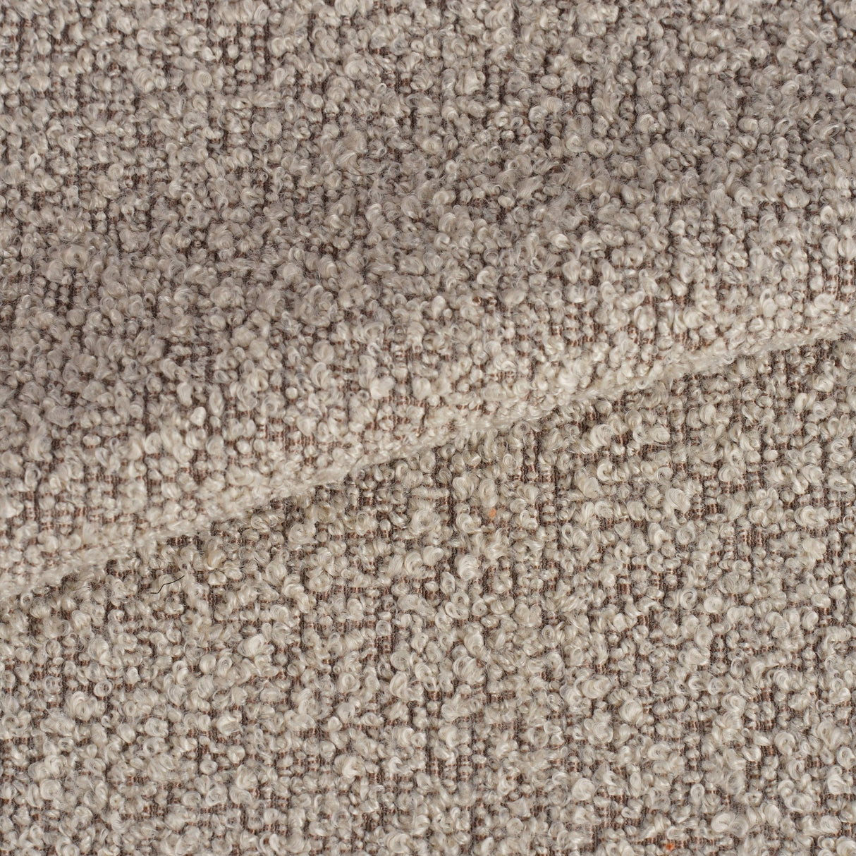 Set of 4 Scandinavian Dining Chairs Latte Bouclé Fabric Swift - Without Armrests 