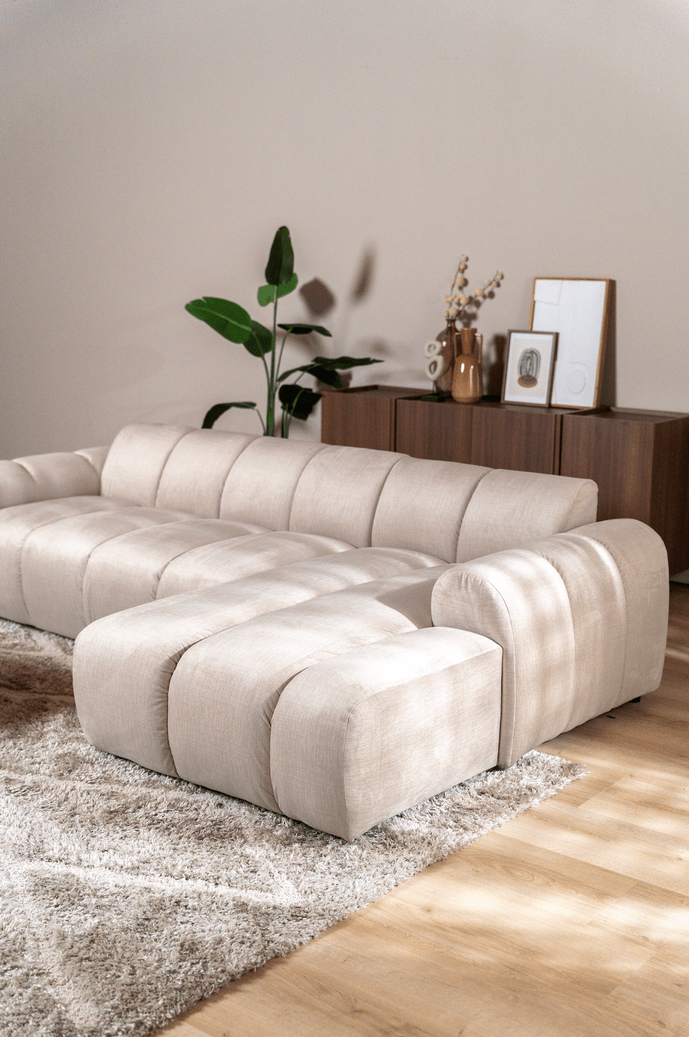 Sofas-Corner sofa with lounge beige velvet textured fabric - stripes - right - Brix-Dimehouse