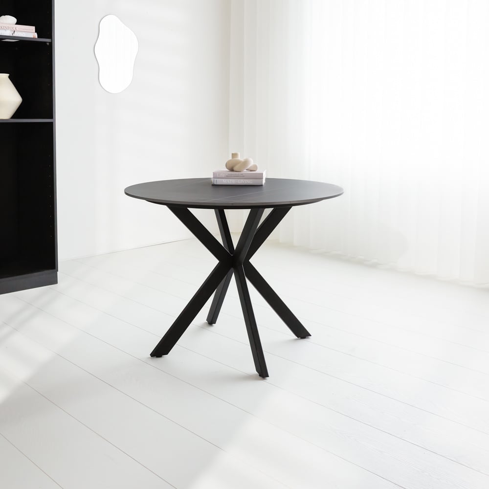 Dining table Yuna Black Dimehouse Black LxWxH 121x121x11 Sintered stone Atmospheric photo diagonal front view