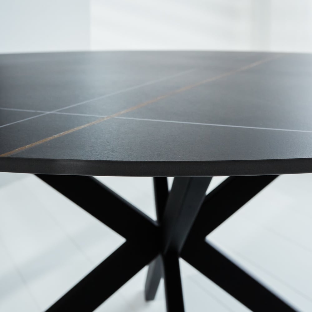 Dining table Yuna Black Dimehouse Black LxWxH 141x141x11 Sintered stone Atmospheric photo detail